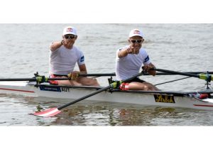 Mehr über den Artikel erfahren EM: Sieber/Sieber mit Sieg ins Semifinale