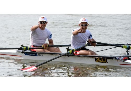 Mehr über den Artikel erfahren EM: Sieber/Sieber mit Sieg ins Semifinale