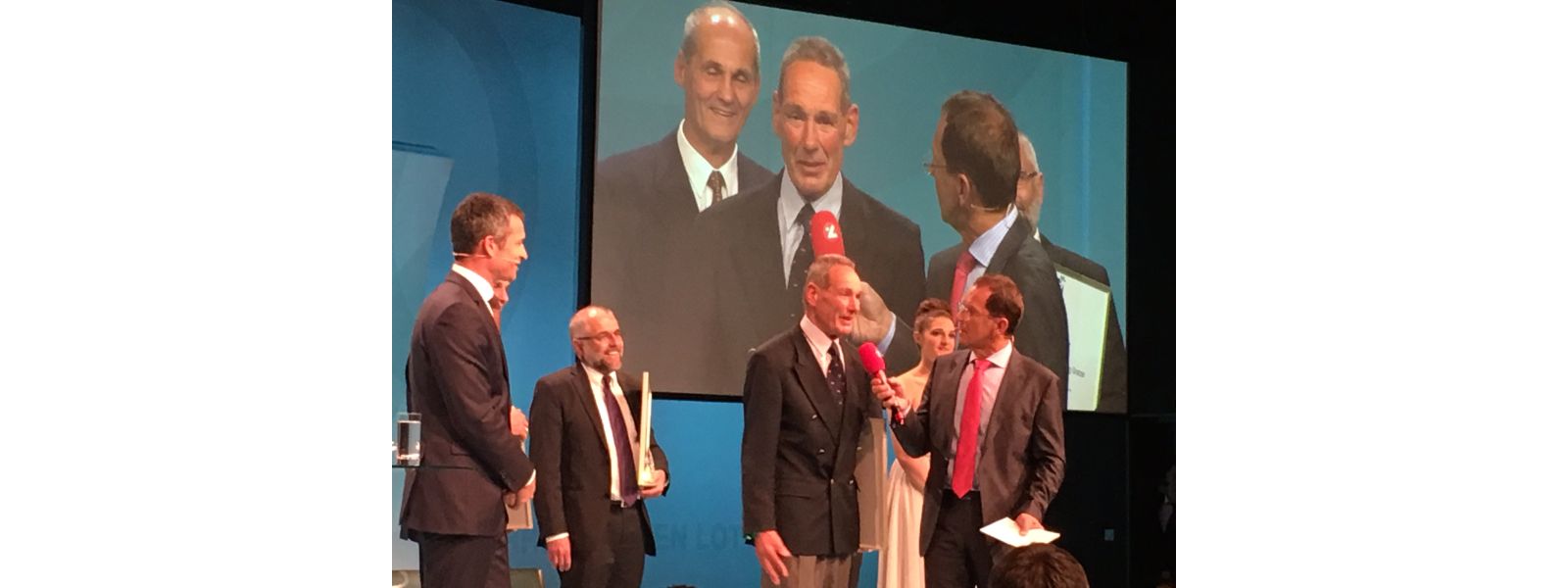 Du betrachtest gerade BSO Cristall Gala 2016 – Rudersport im Blicklicht