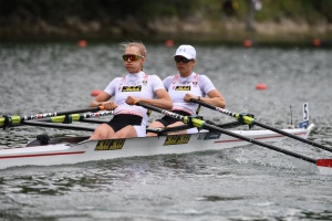 Mehr über den Artikel erfahren Weltcup in Linz-Ottensheim: ÖRV-Crews feiern Siege