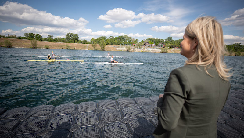 Mehr über den Artikel erfahren Trainingsbesuch von Verteidigungsministerin Tanner