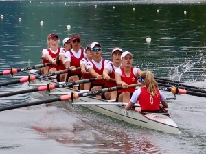 Mehr über den Artikel erfahren Tradition anders gelebt: Erfolgreiche JuniorInnen B-Projekt-Rennen in Ottensheim 