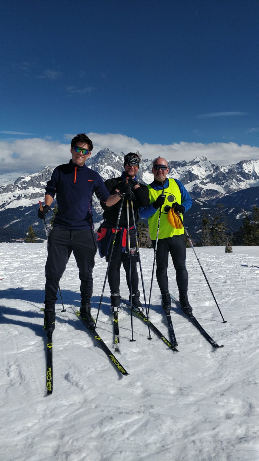 Mehr über den Artikel erfahren Para-Team sammelt Kilometer auf dem Schnee