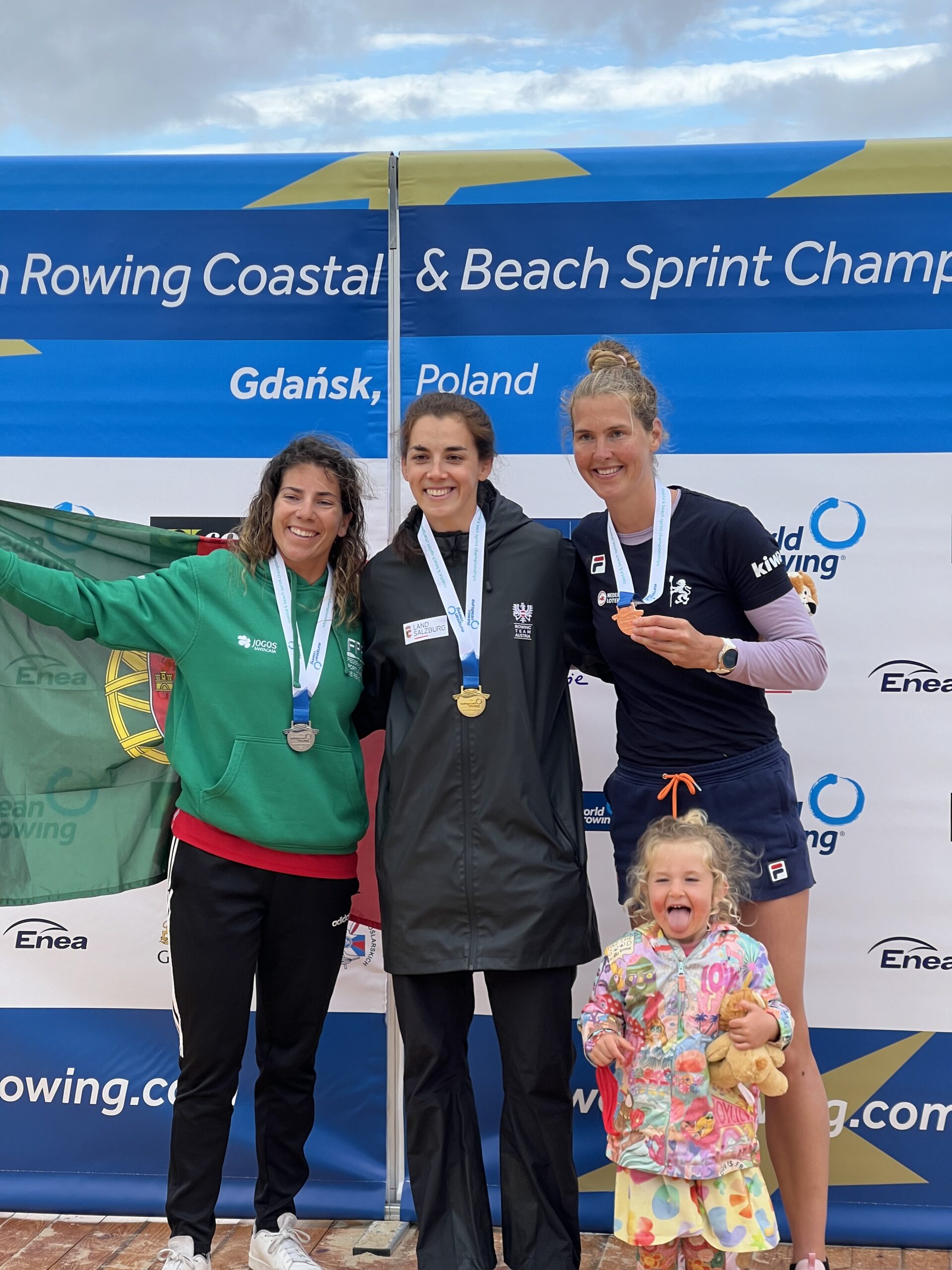 Mehr über den Artikel erfahren Coastal-EM: Minichmayr gewinnt Gold im Beach Sprint