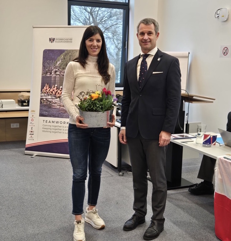 Mehr über den Artikel erfahren Lobnig erhält Goldenen Ehrenring des ÖRV