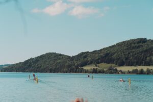 Mehr über den Artikel erfahren Beach Sprint Regatta am Fuschlsee
